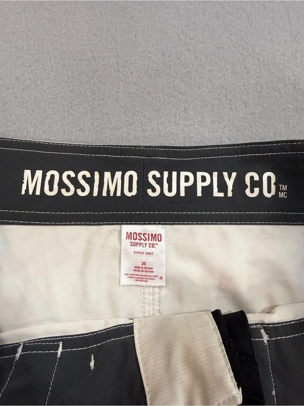 Mossimo Supply Co. Black Boardshorts with Yellow-Orange-Red Sunset Stripe Y2K